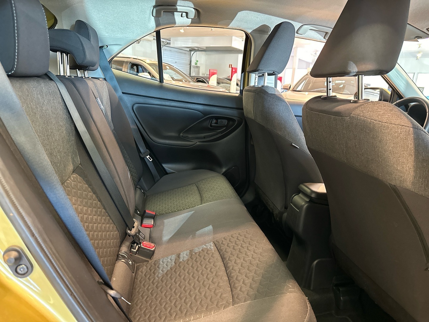 TOYOTA Yaris Cross 2023