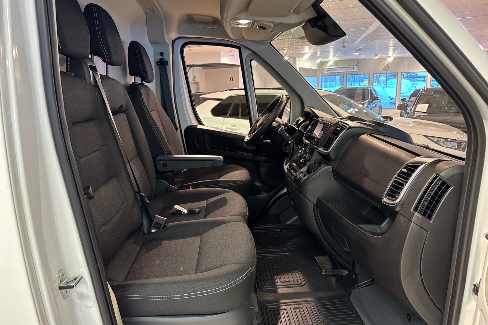 TOYOTA Proace MAX 2025