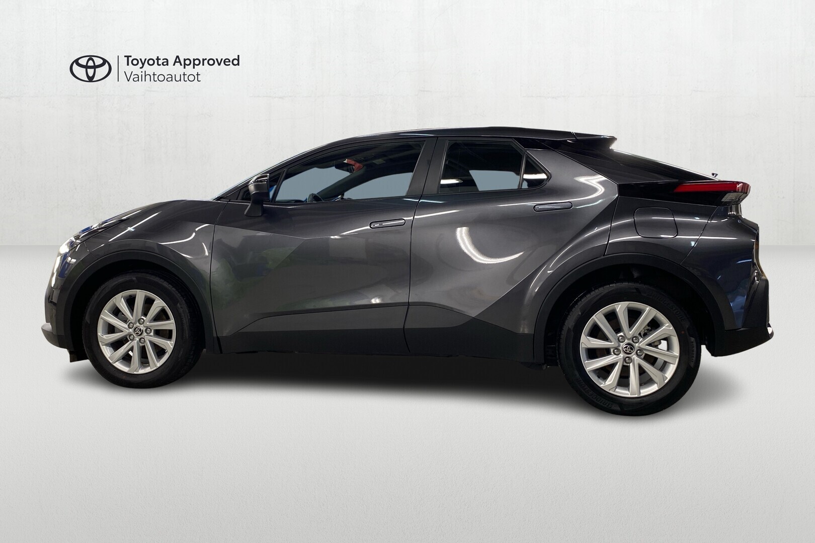 TOYOTA C-HR 2025