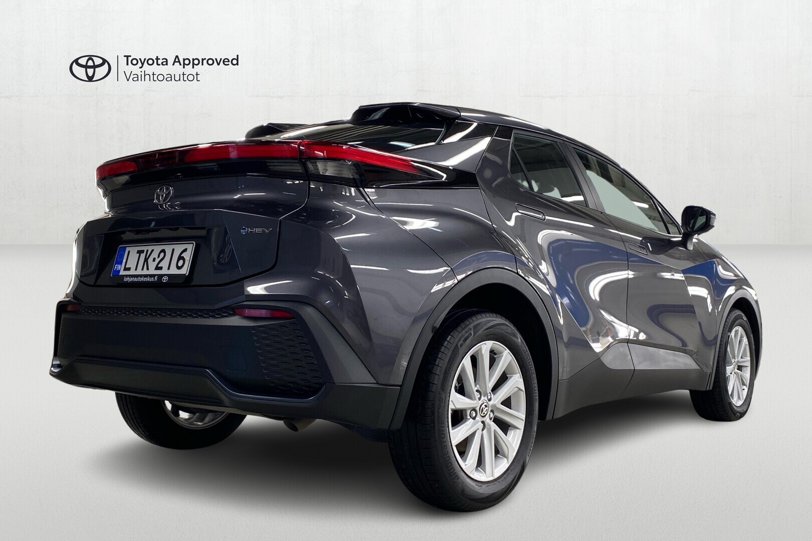 TOYOTA C-HR 2025