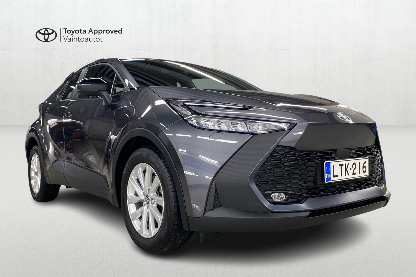 TOYOTA C-HR 2025