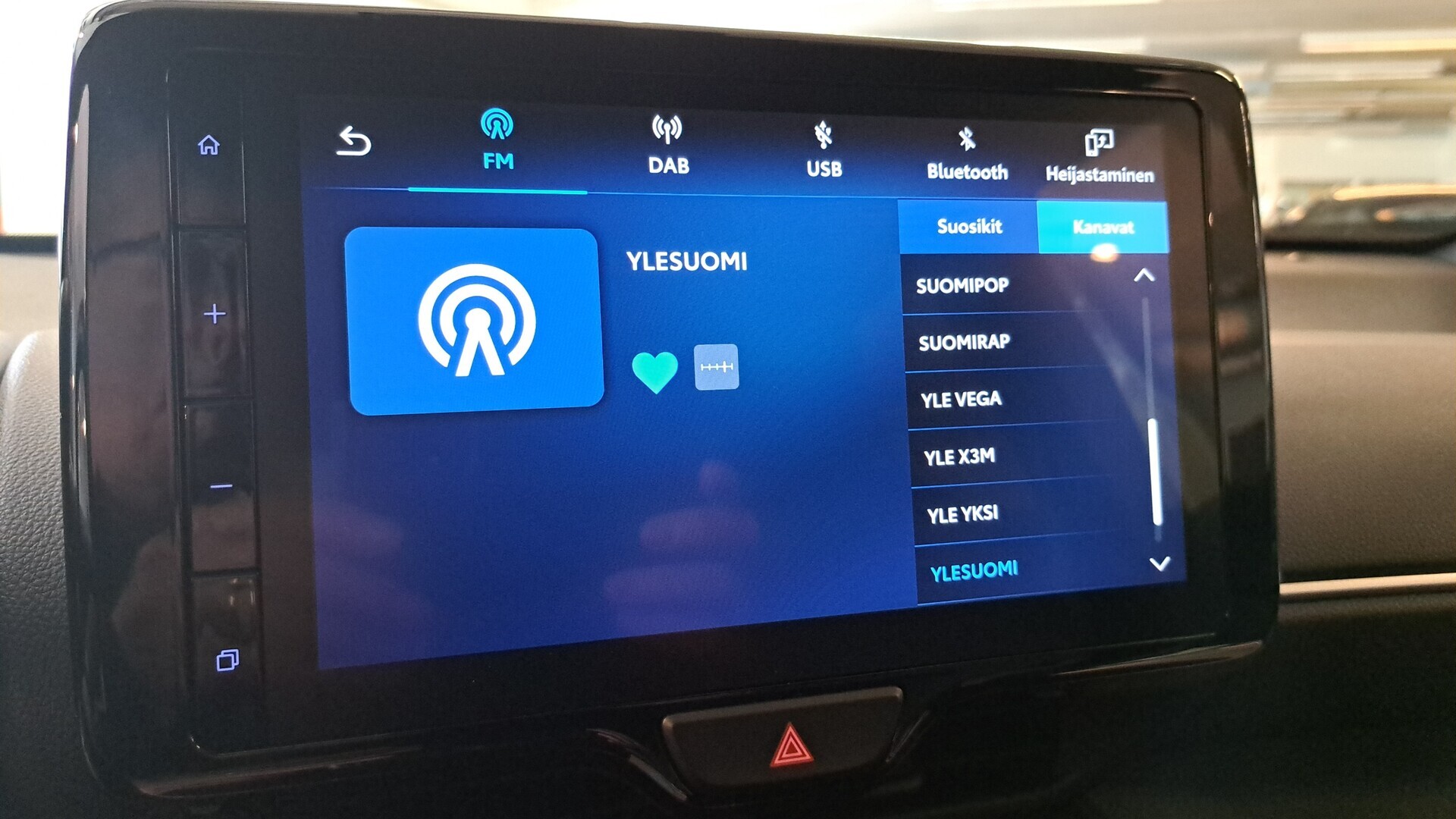 TOYOTA Yaris Cross 2024