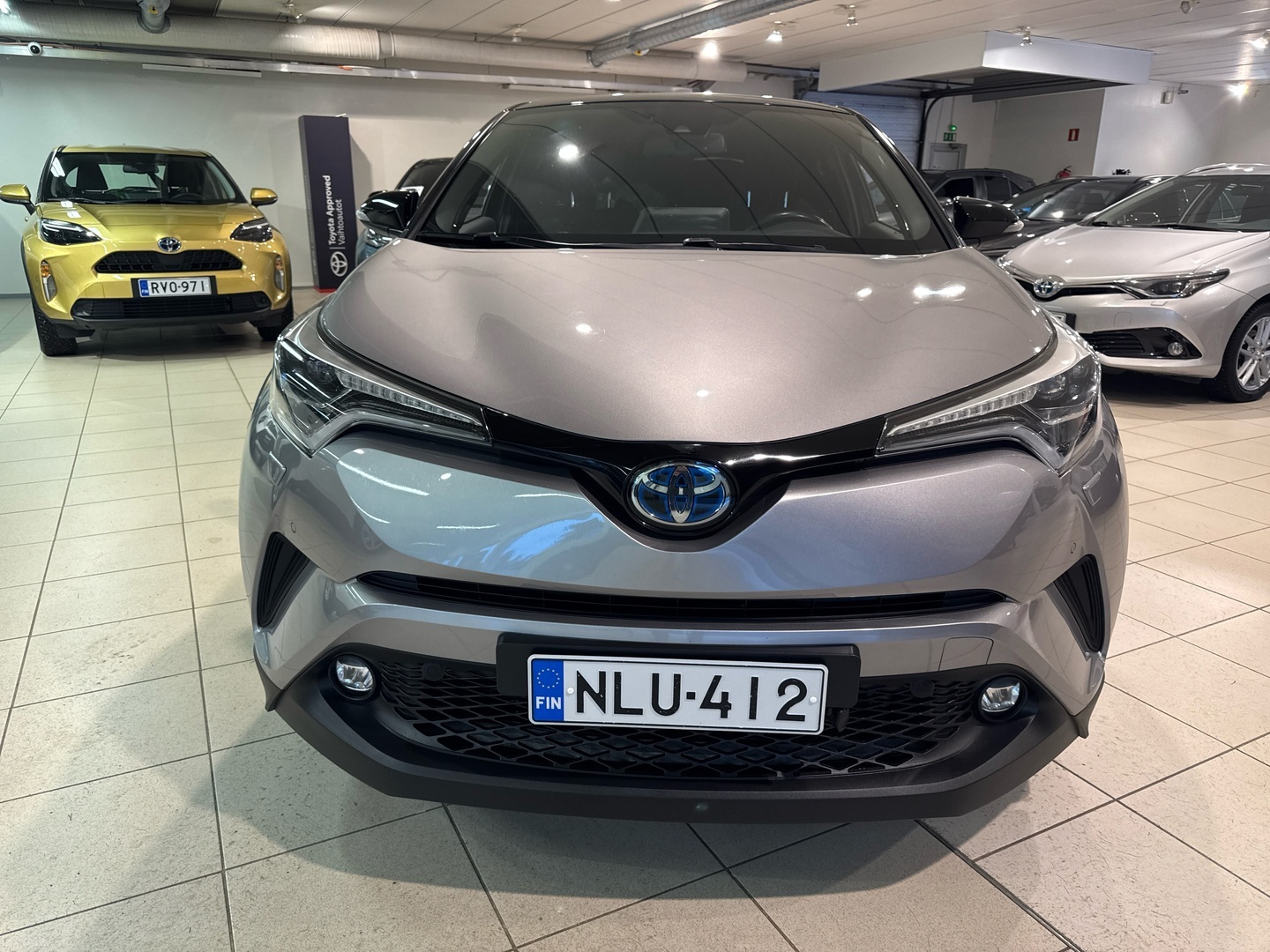 TOYOTA C-HR 2019
