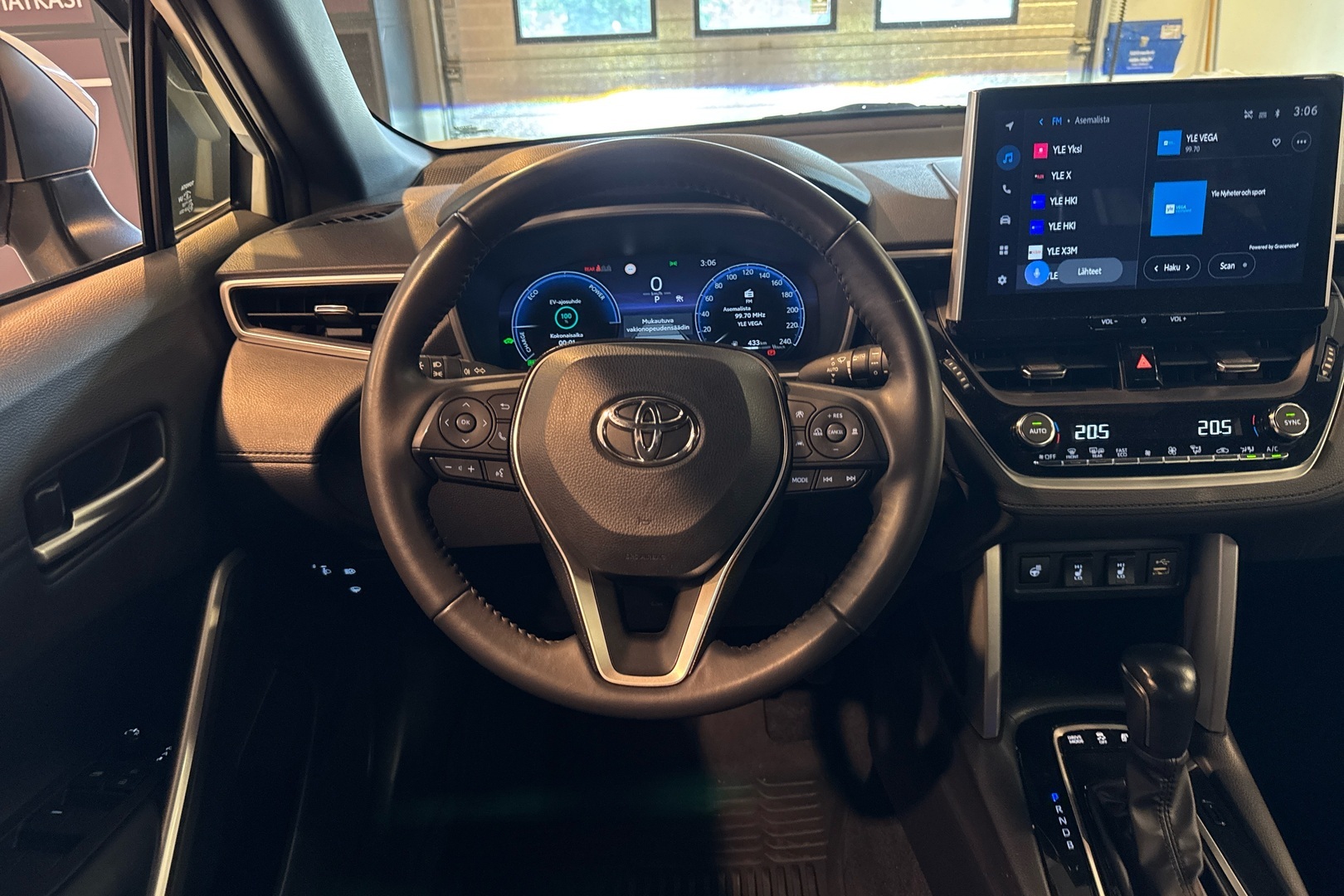 TOYOTA Corolla Cross 2022