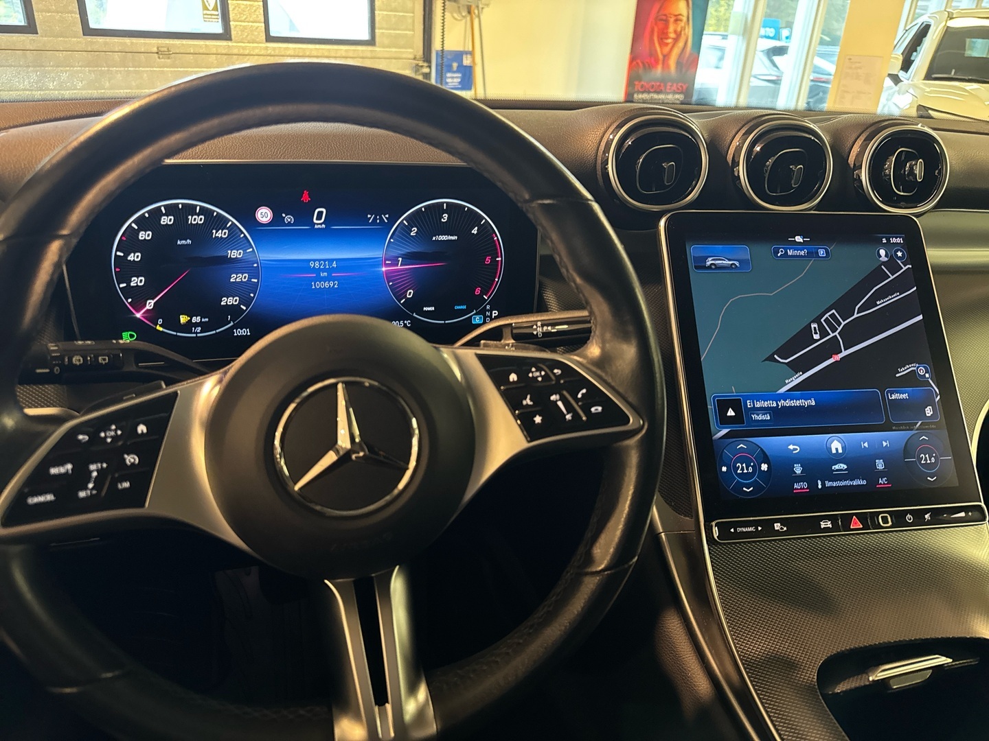 MERCEDES-BENZ GLC 2022