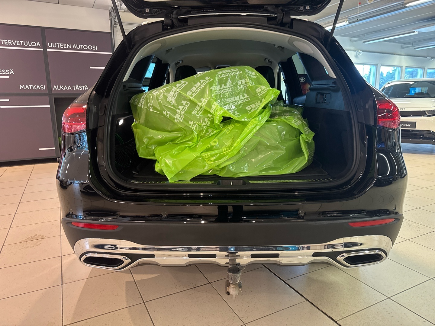 MERCEDES-BENZ GLC 2022