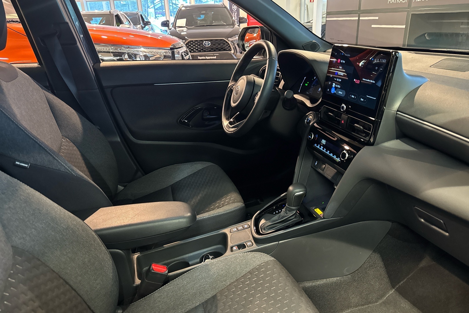 TOYOTA Yaris Cross 2025