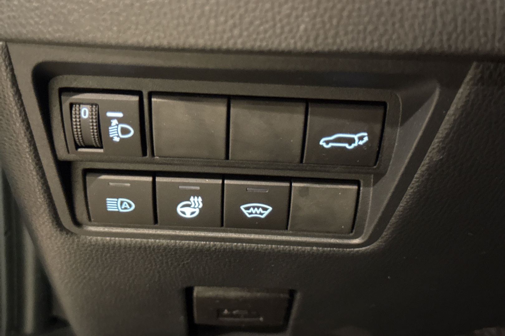 TOYOTA Yaris Cross 2025