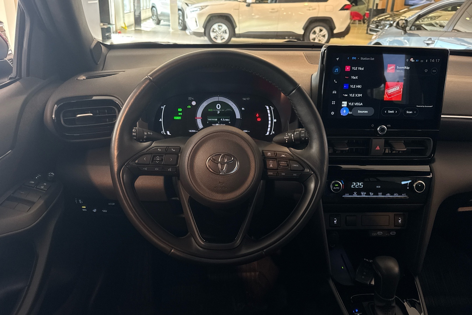 TOYOTA Yaris Cross 2025