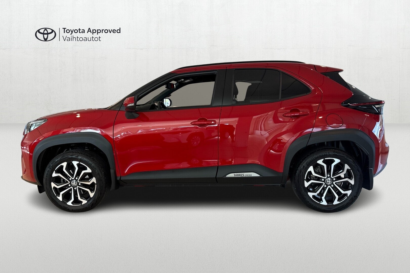 TOYOTA Yaris Cross 2025