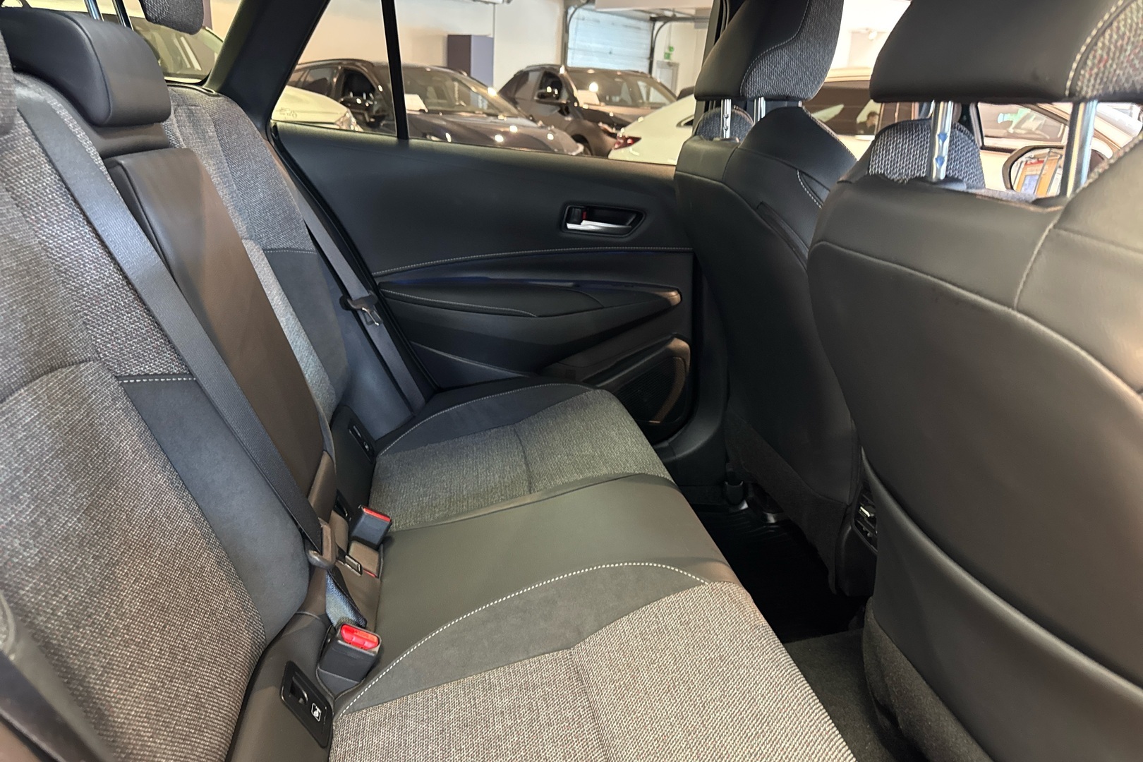 TOYOTA COROLLA 2026