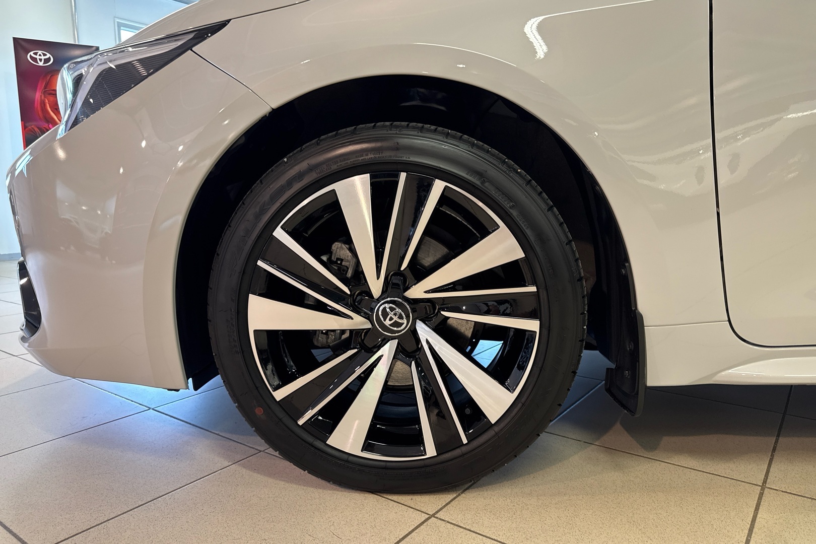 TOYOTA COROLLA 2026