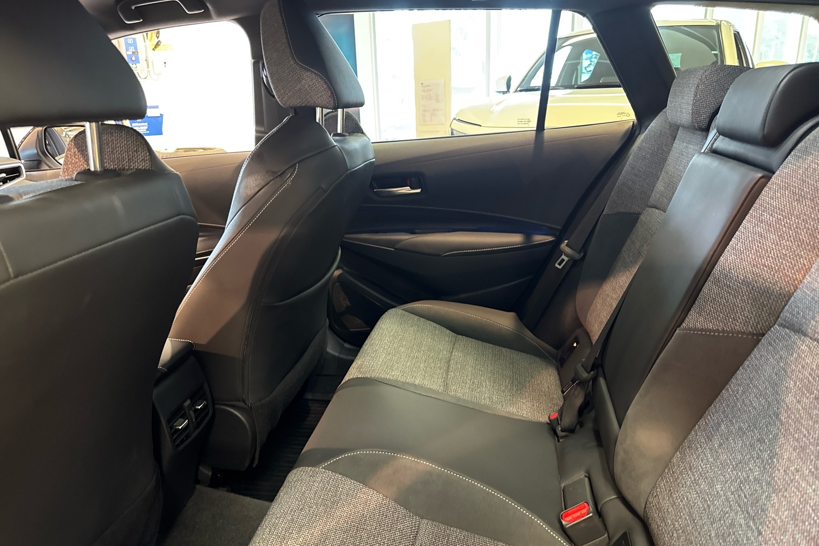 TOYOTA COROLLA 2026