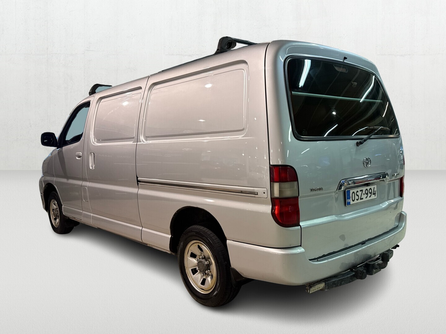 TOYOTA Hiace 2010