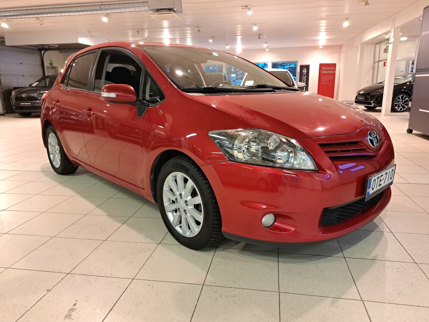 TOYOTA Auris 2012