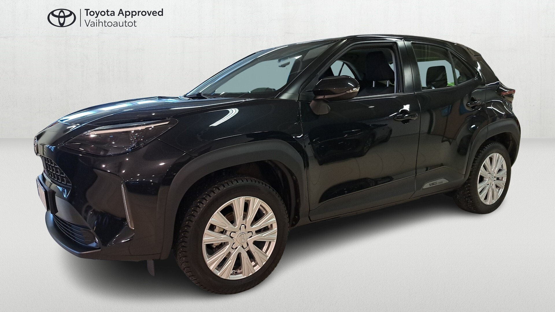 TOYOTA Yaris Cross 2024