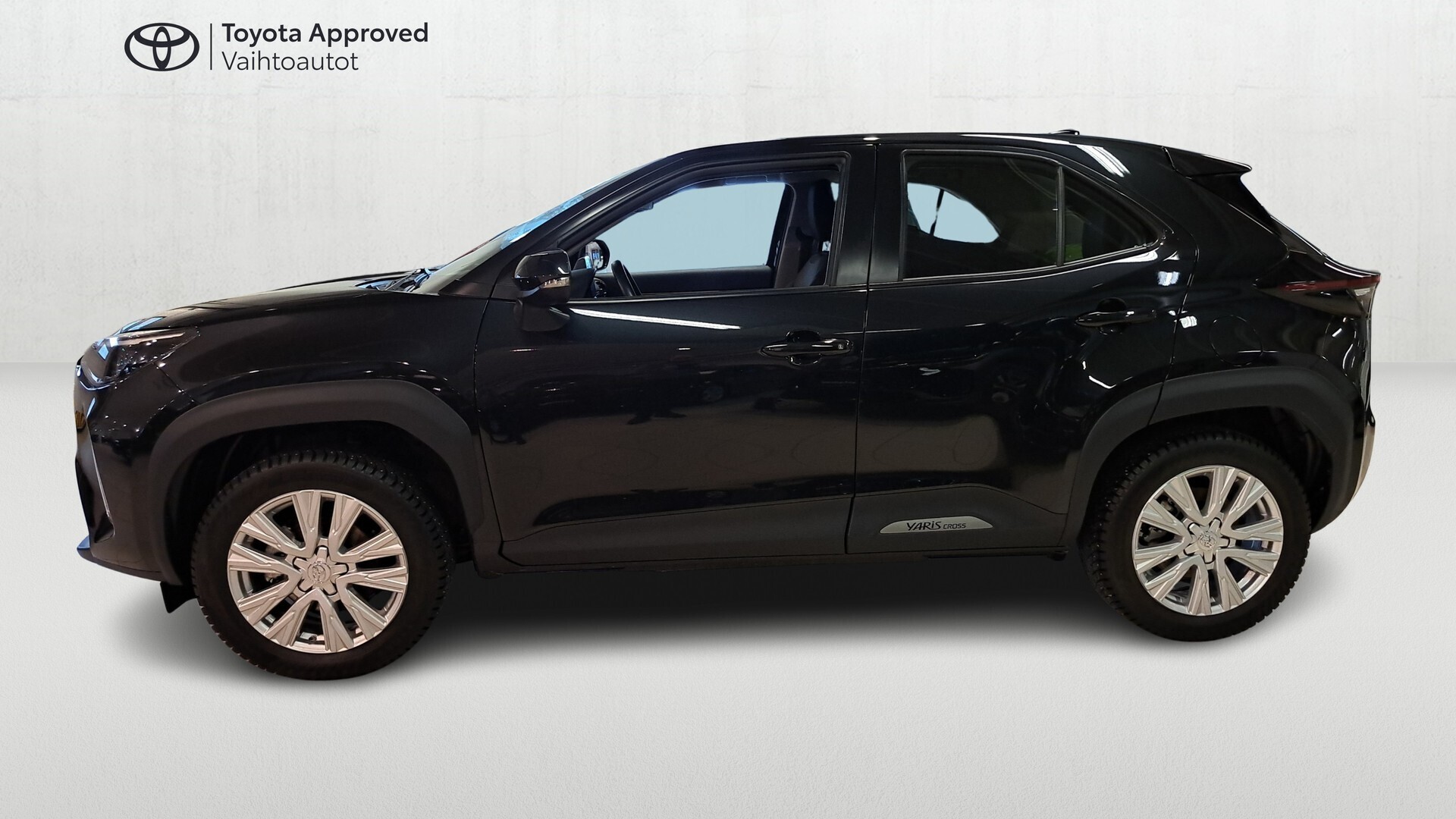 TOYOTA Yaris Cross 2024