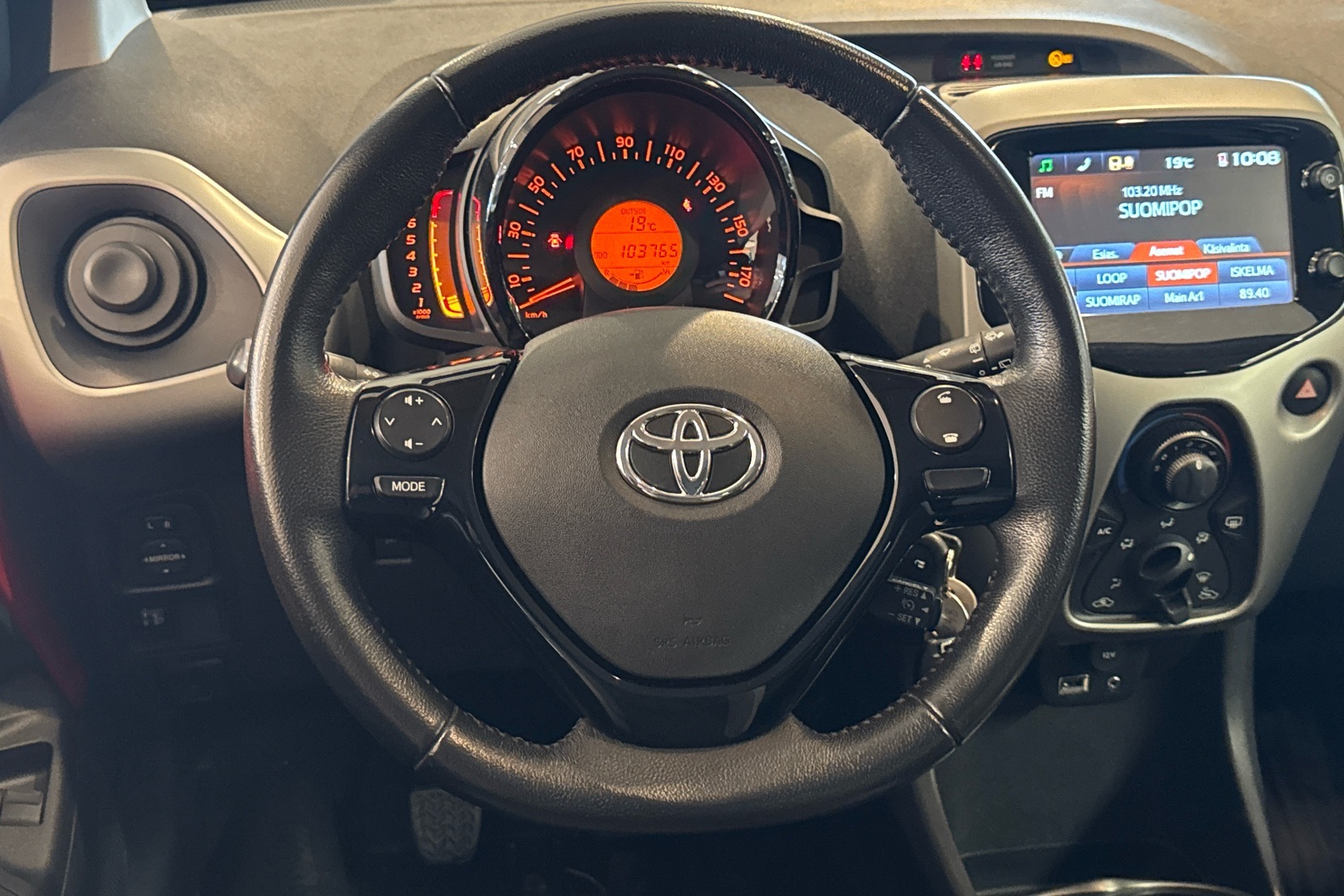 TOYOTA AYGO 2017