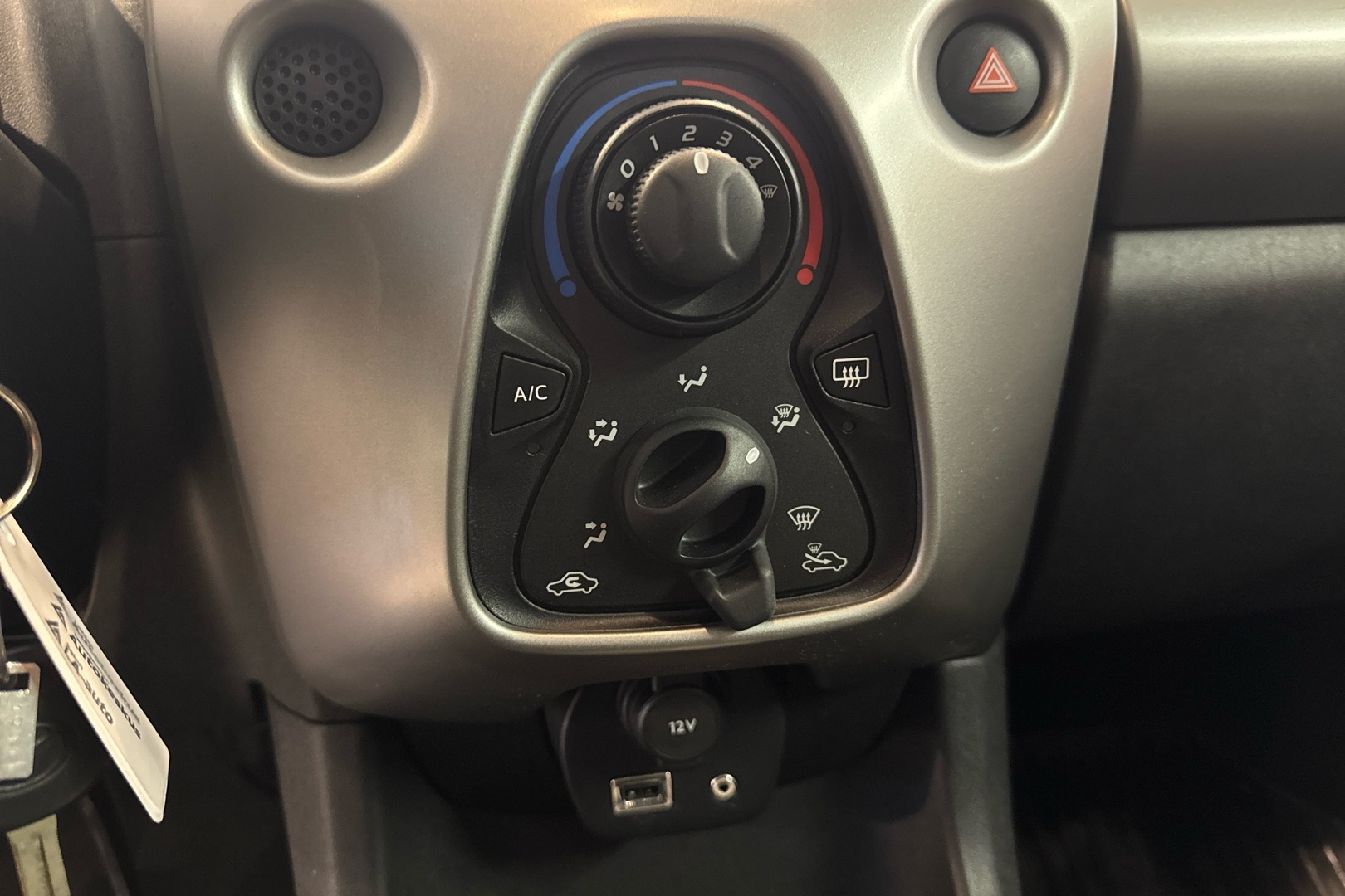 TOYOTA AYGO 2017