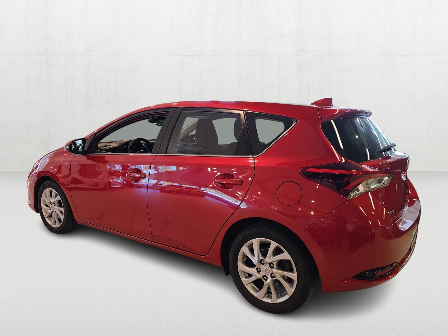 TOYOTA Auris 2016