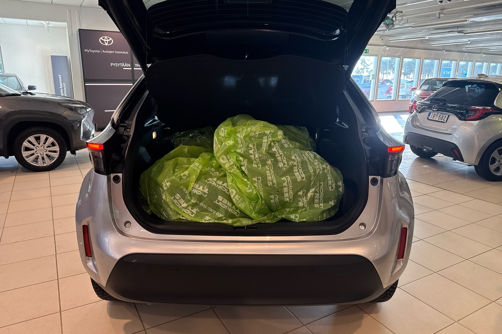 TOYOTA Yaris Cross 2023