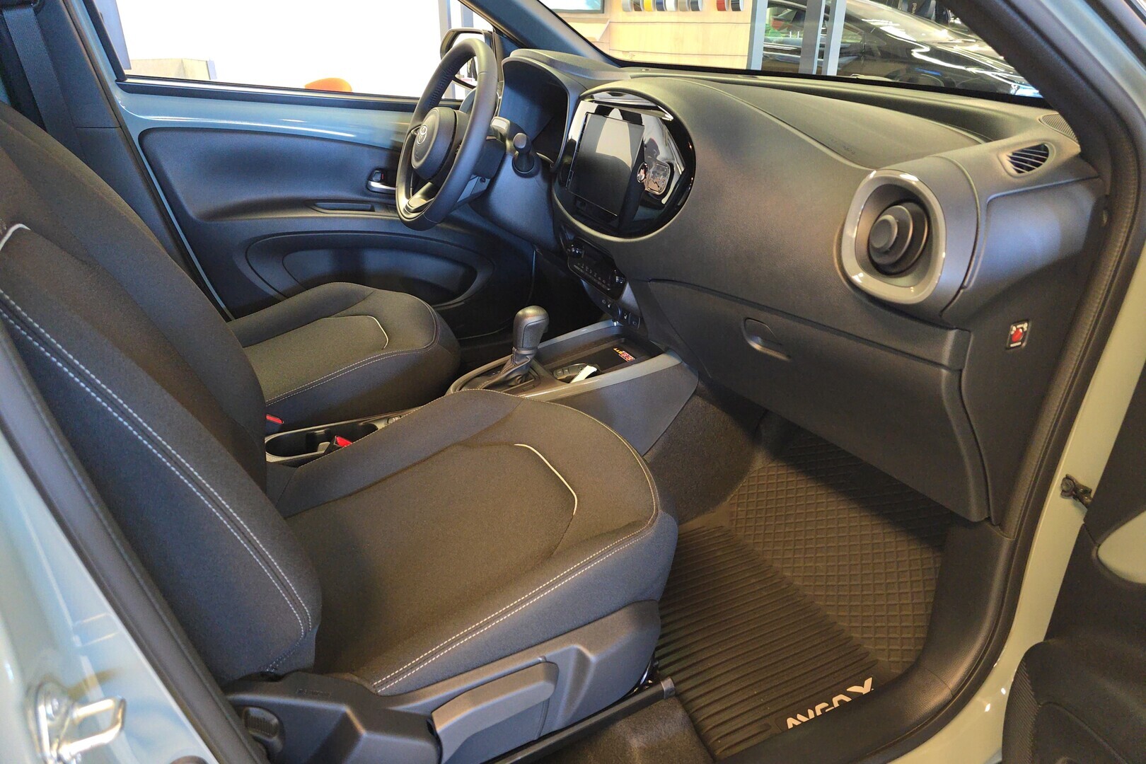 TOYOTA Aygo X 2025