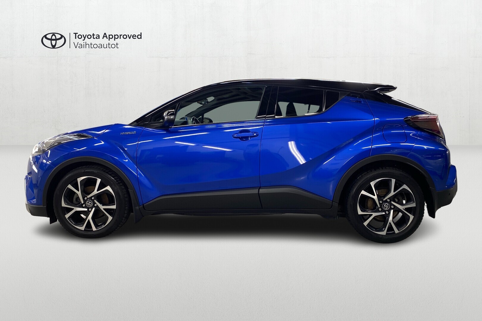 TOYOTA C-HR 2017