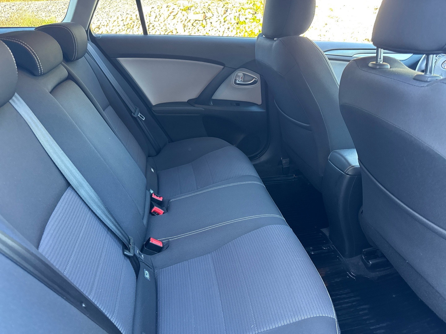 TOYOTA AVENSIS 2017