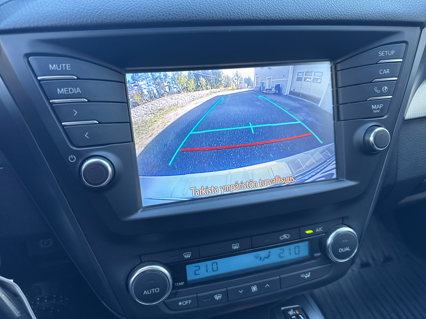 TOYOTA AVENSIS 2017