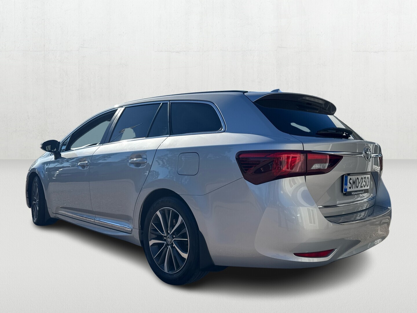 TOYOTA AVENSIS 2017