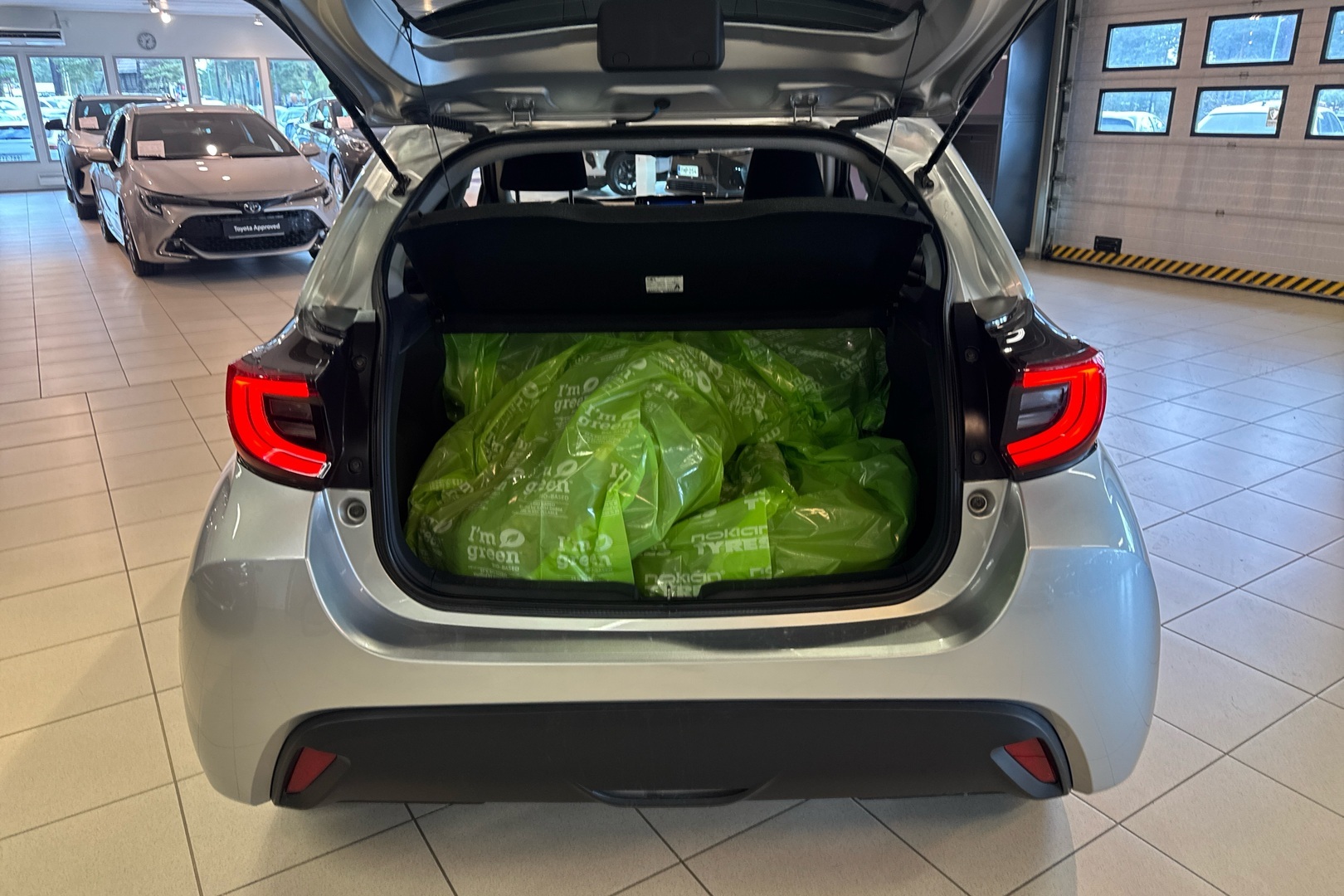 TOYOTA YARIS 2025