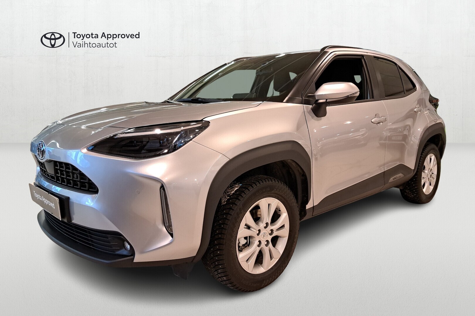 TOYOTA Yaris Cross 2025