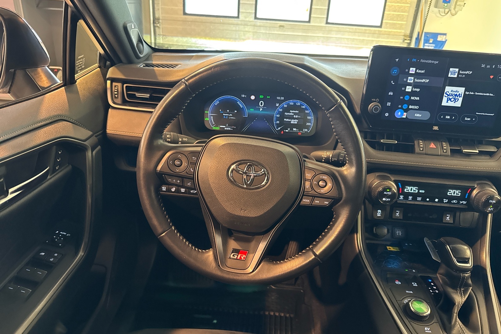 TOYOTA RAV4 2023