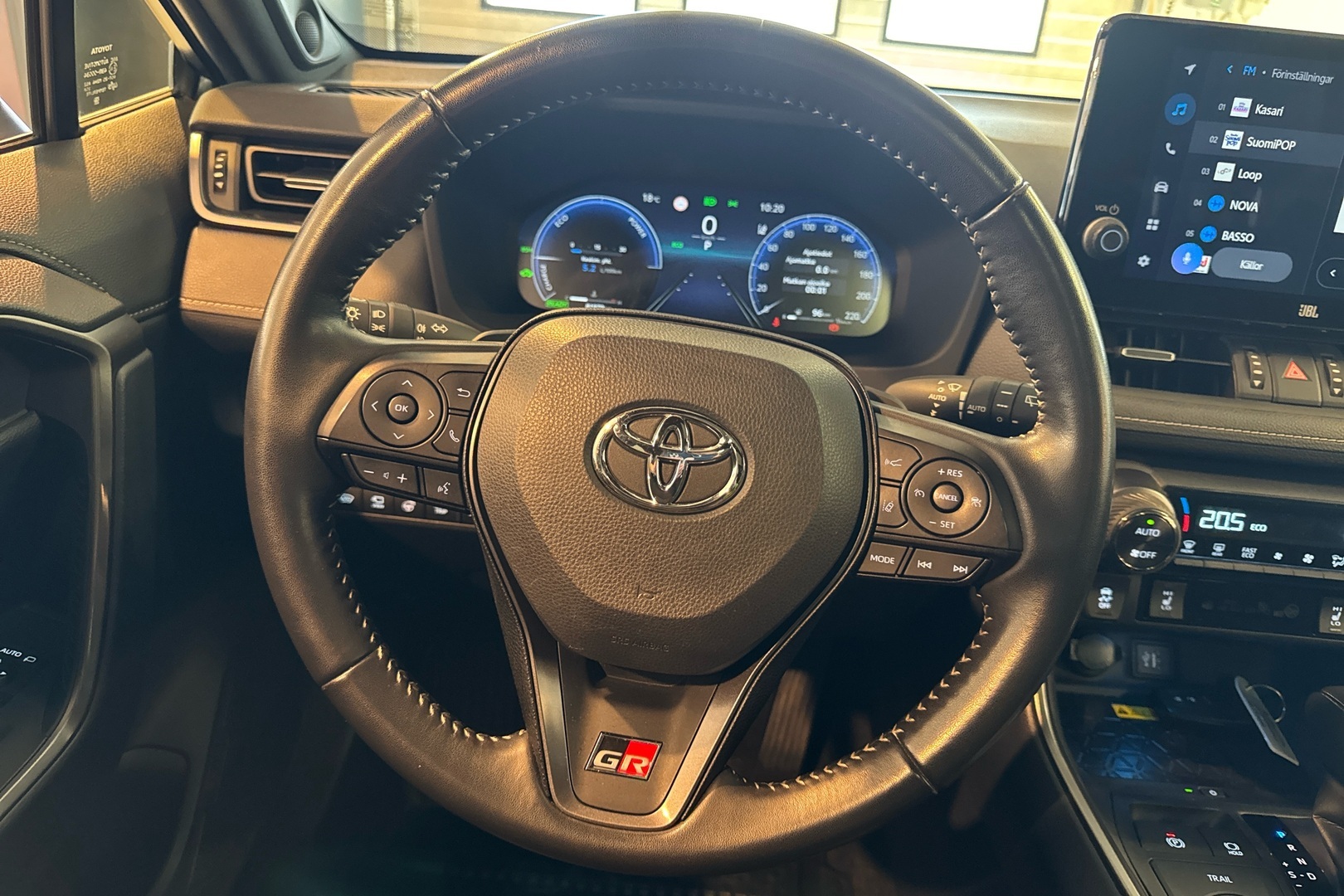 TOYOTA RAV4 2023