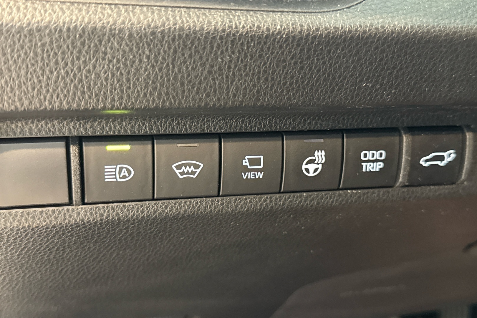 TOYOTA RAV4 2023