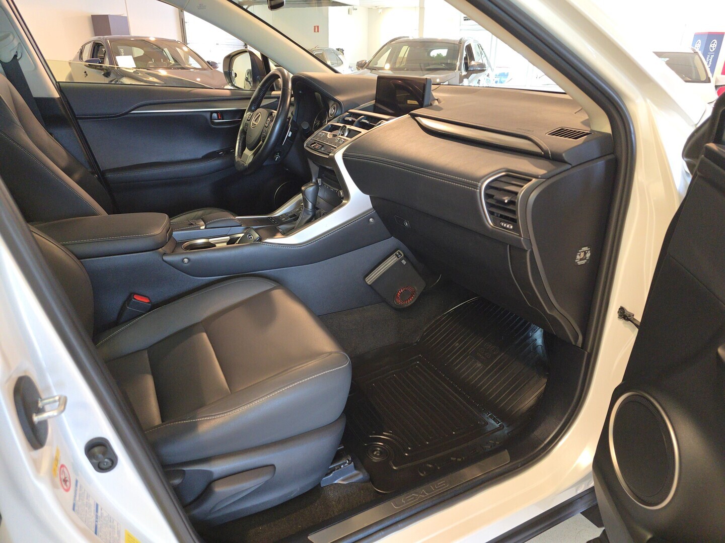 LEXUS NX 2018