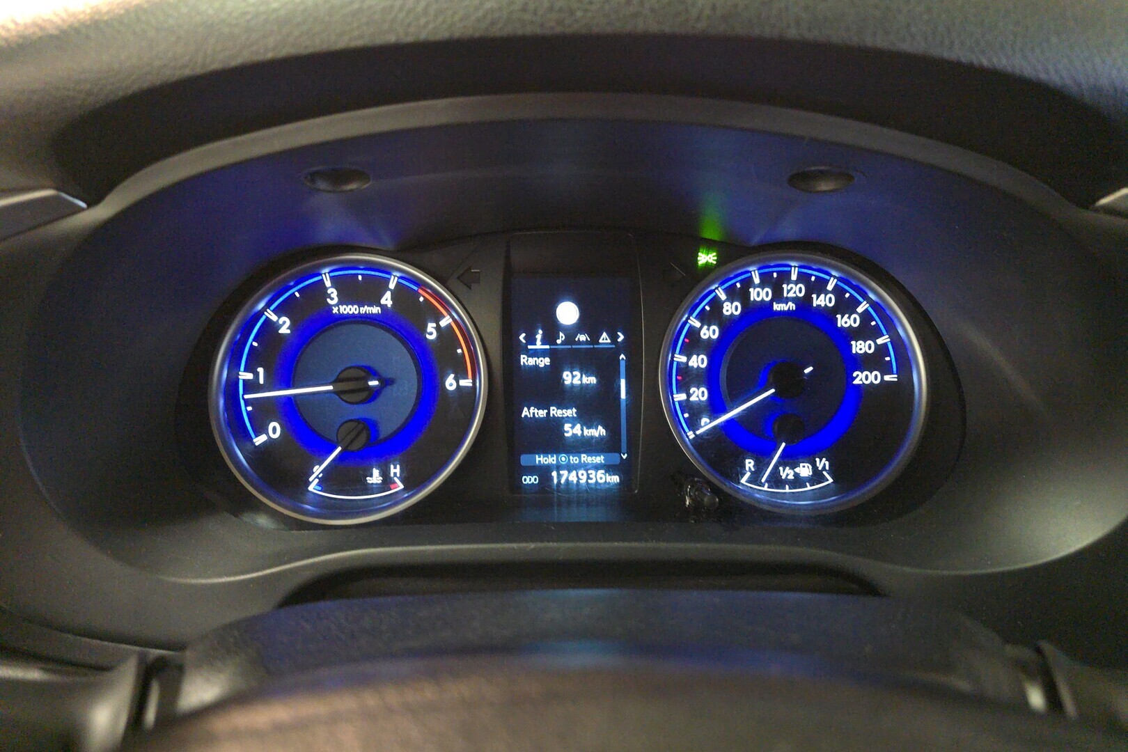 TOYOTA Hilux 2020