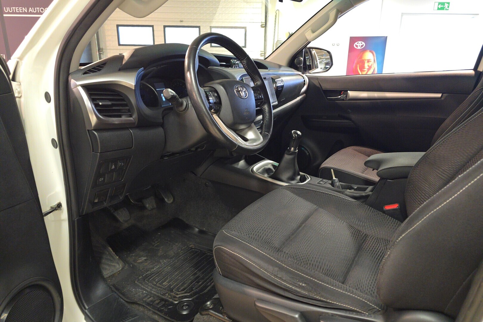 TOYOTA Hilux 2020