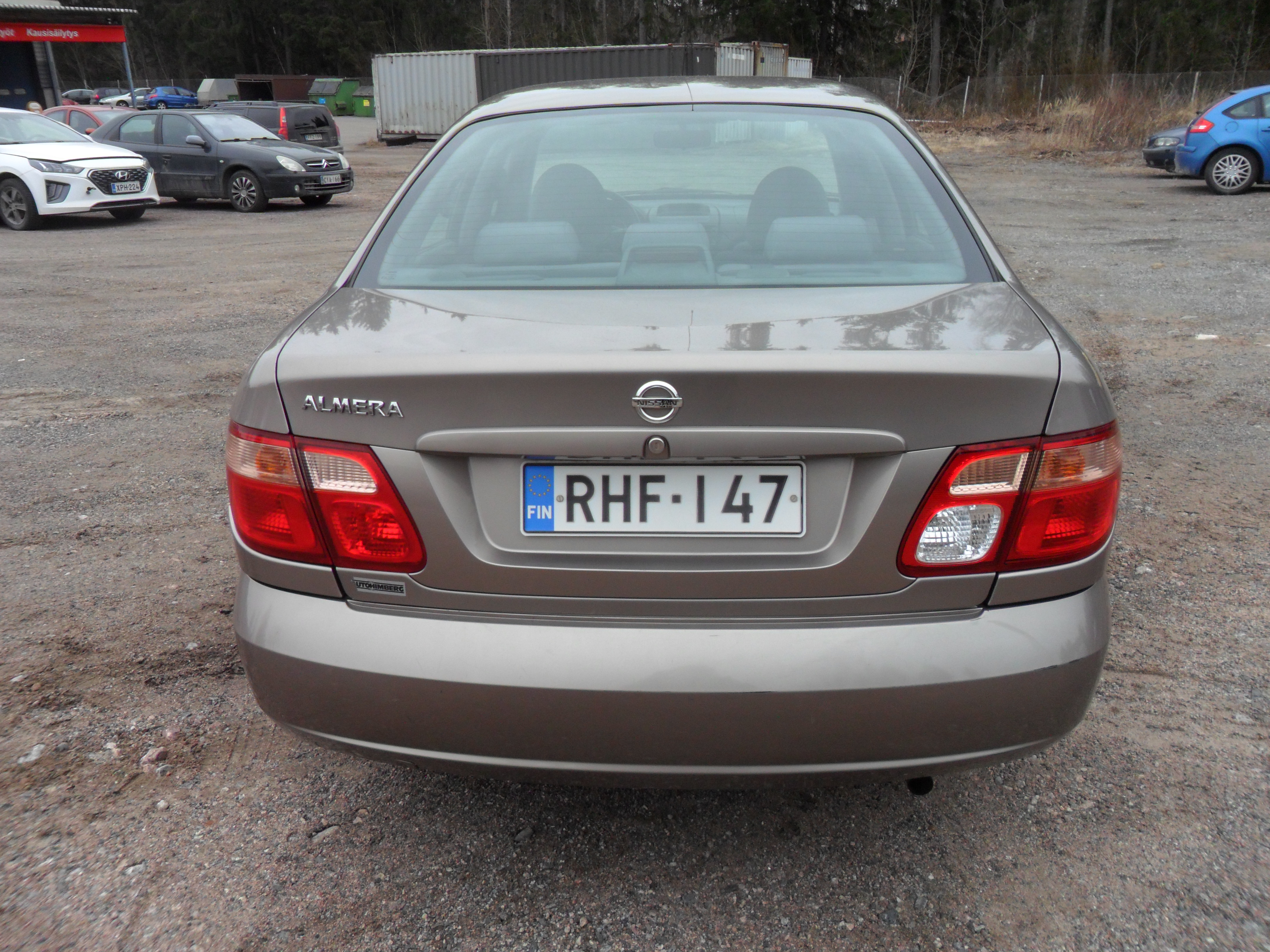 Nissan Almera 2005