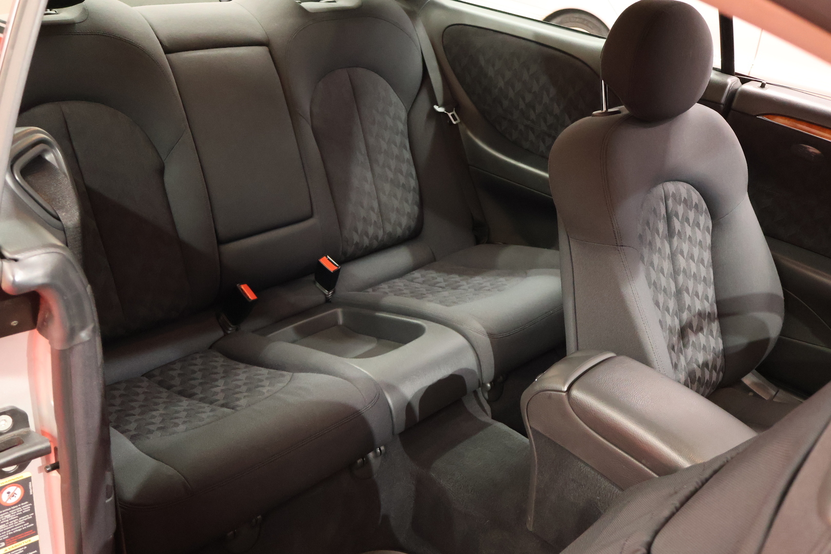 MERCEDES-BENZ CLK 2004