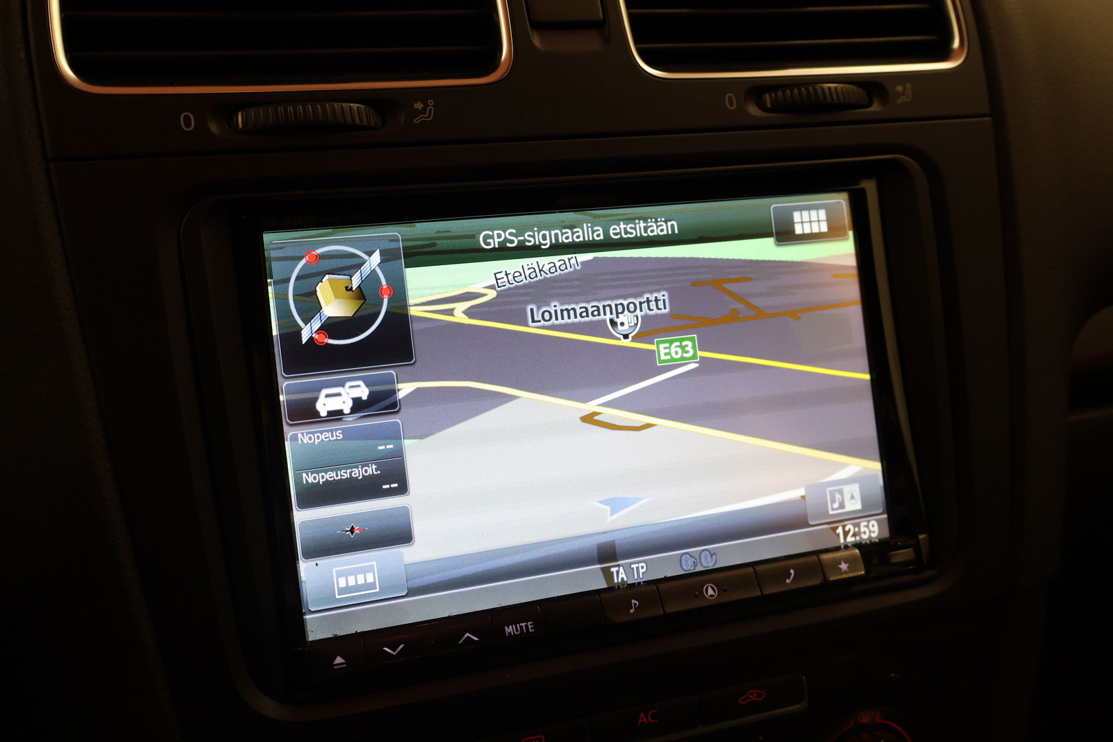 VOLKSWAGEN Golf 2009