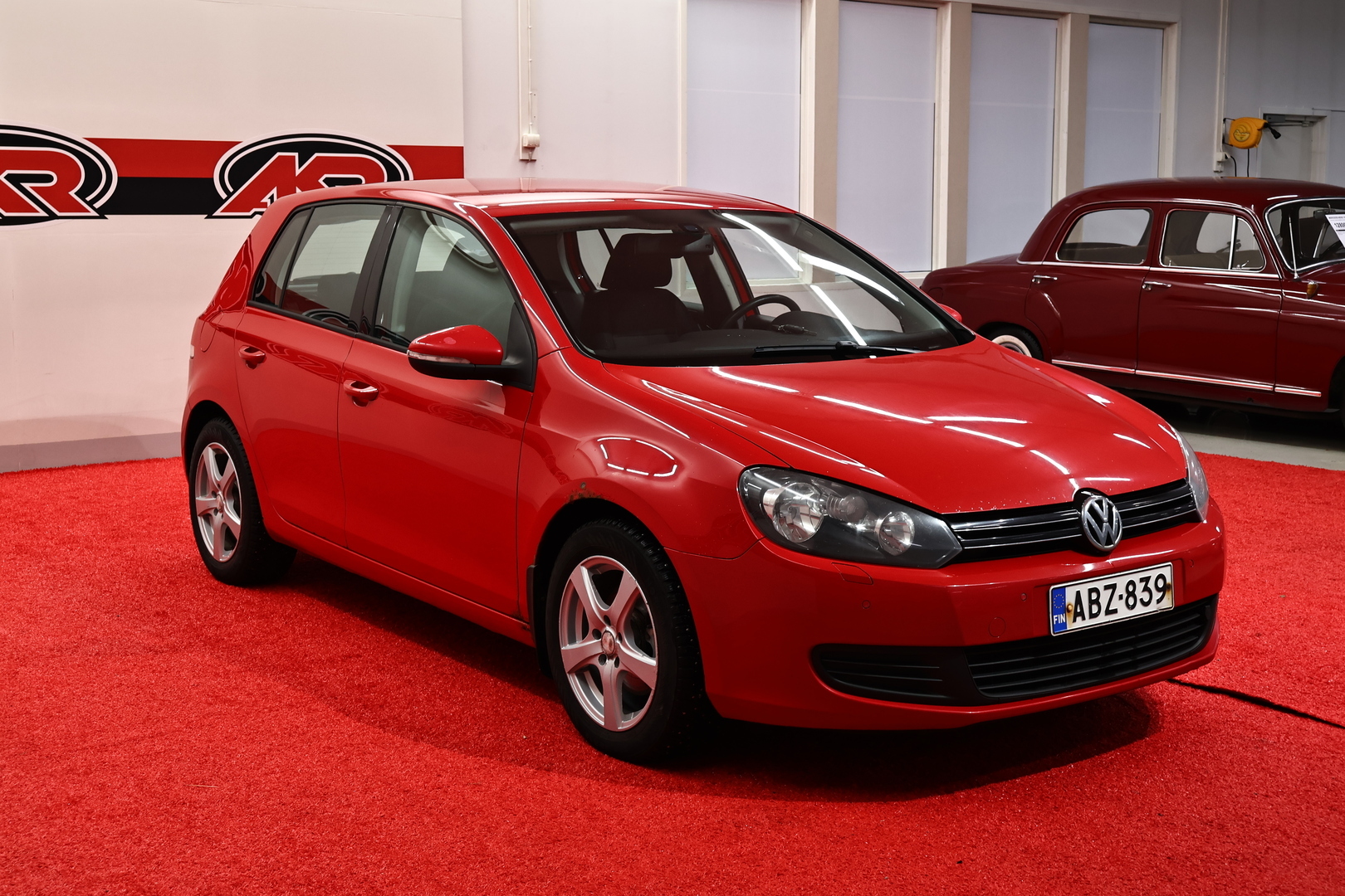 VOLKSWAGEN Golf 2009