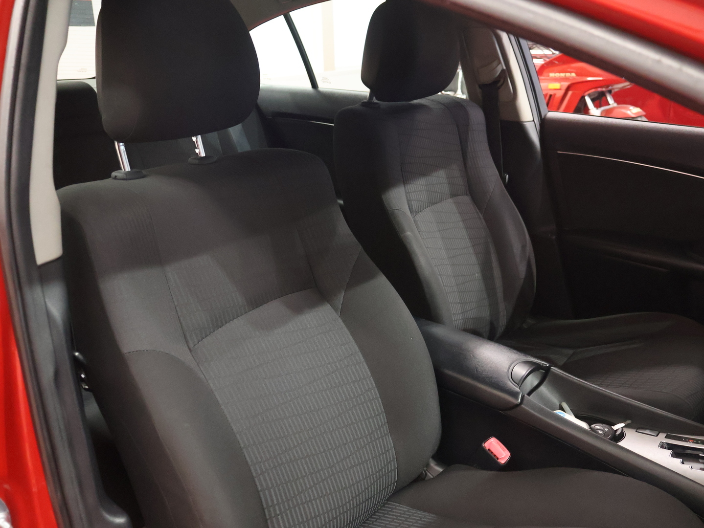 TOYOTA Avensis 2010