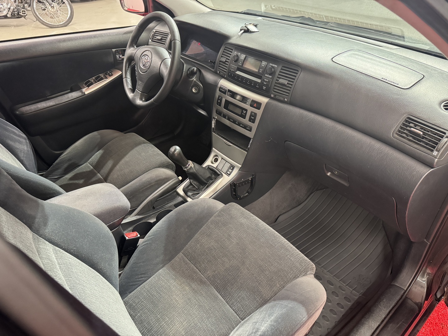 TOYOTA Corolla 2004
