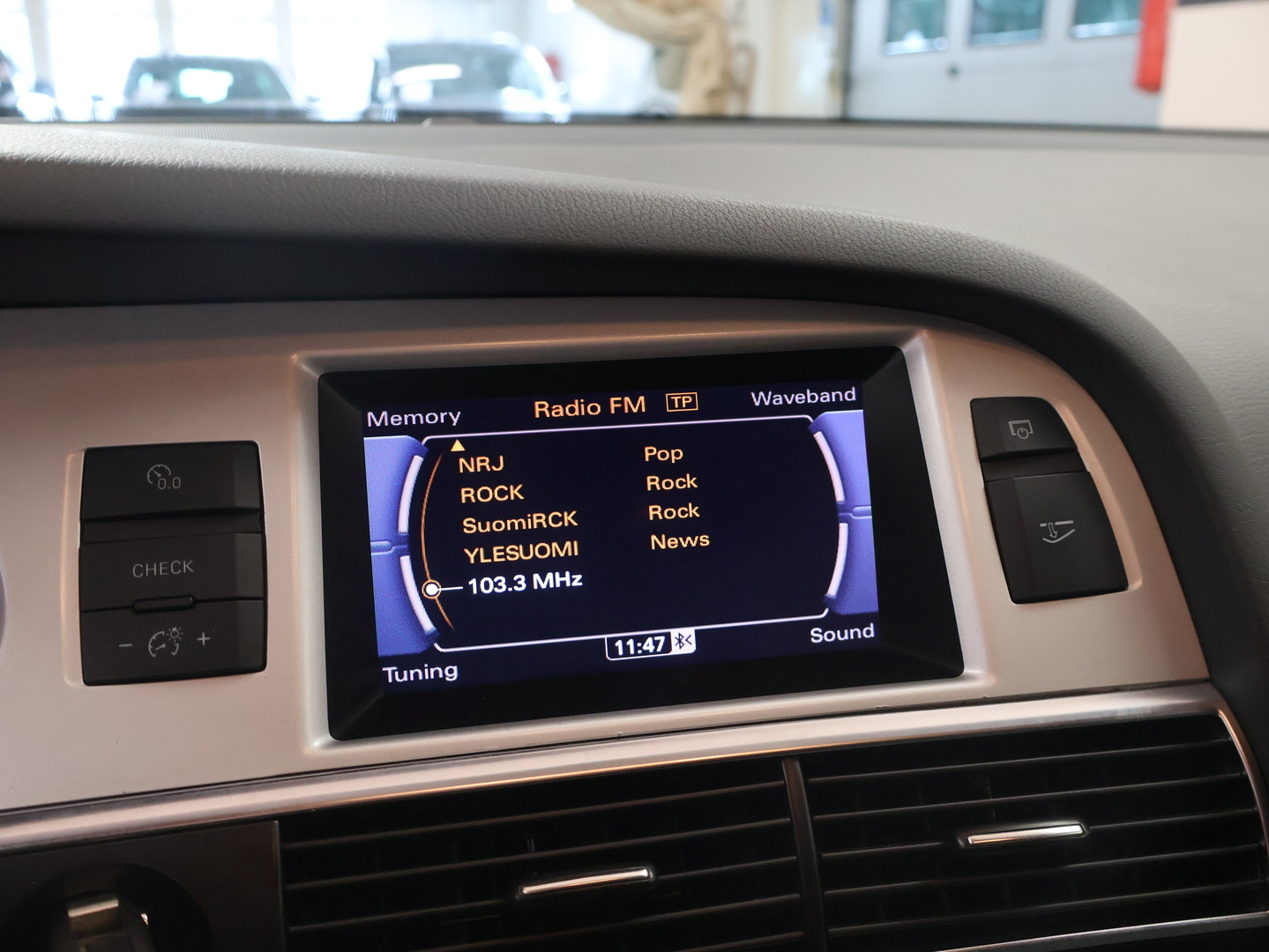 AUDI A6 2011