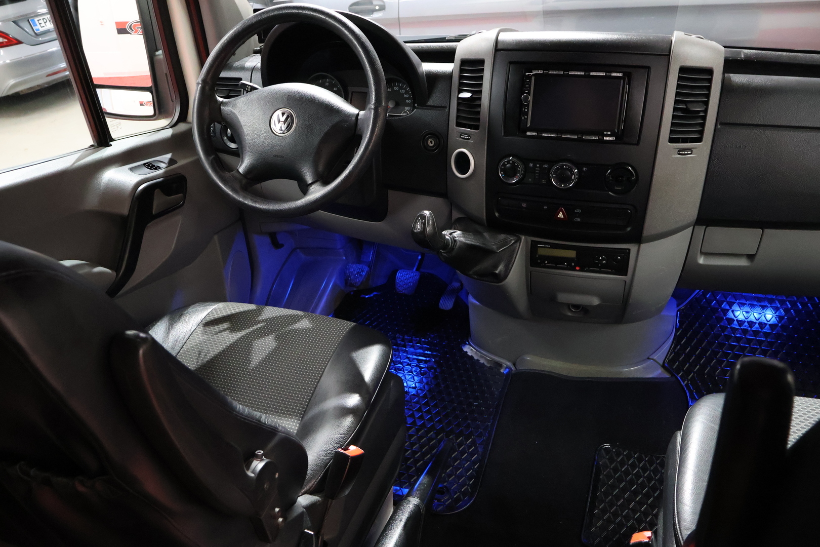 VOLKSWAGEN Crafter 2007