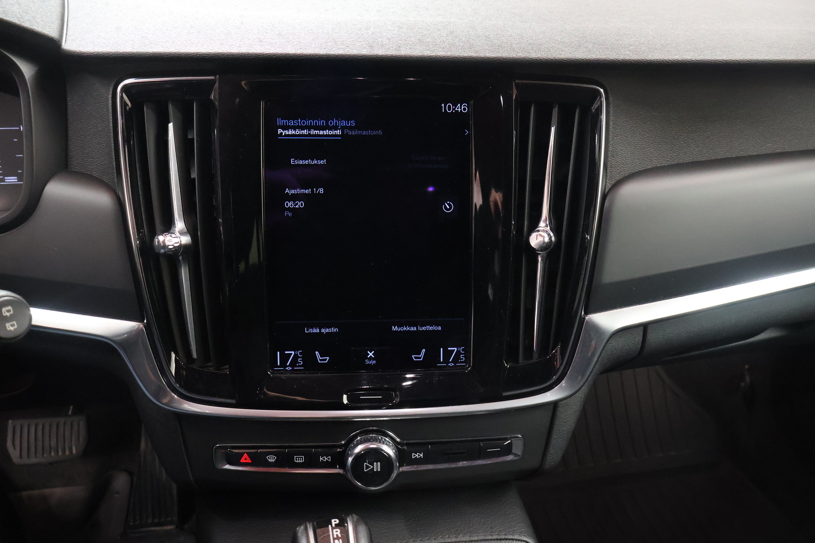 VOLVO V90 2017