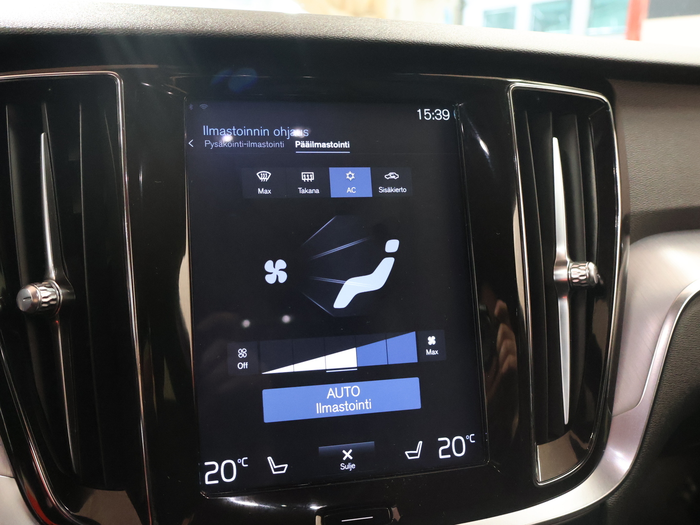 VOLVO V60 2019