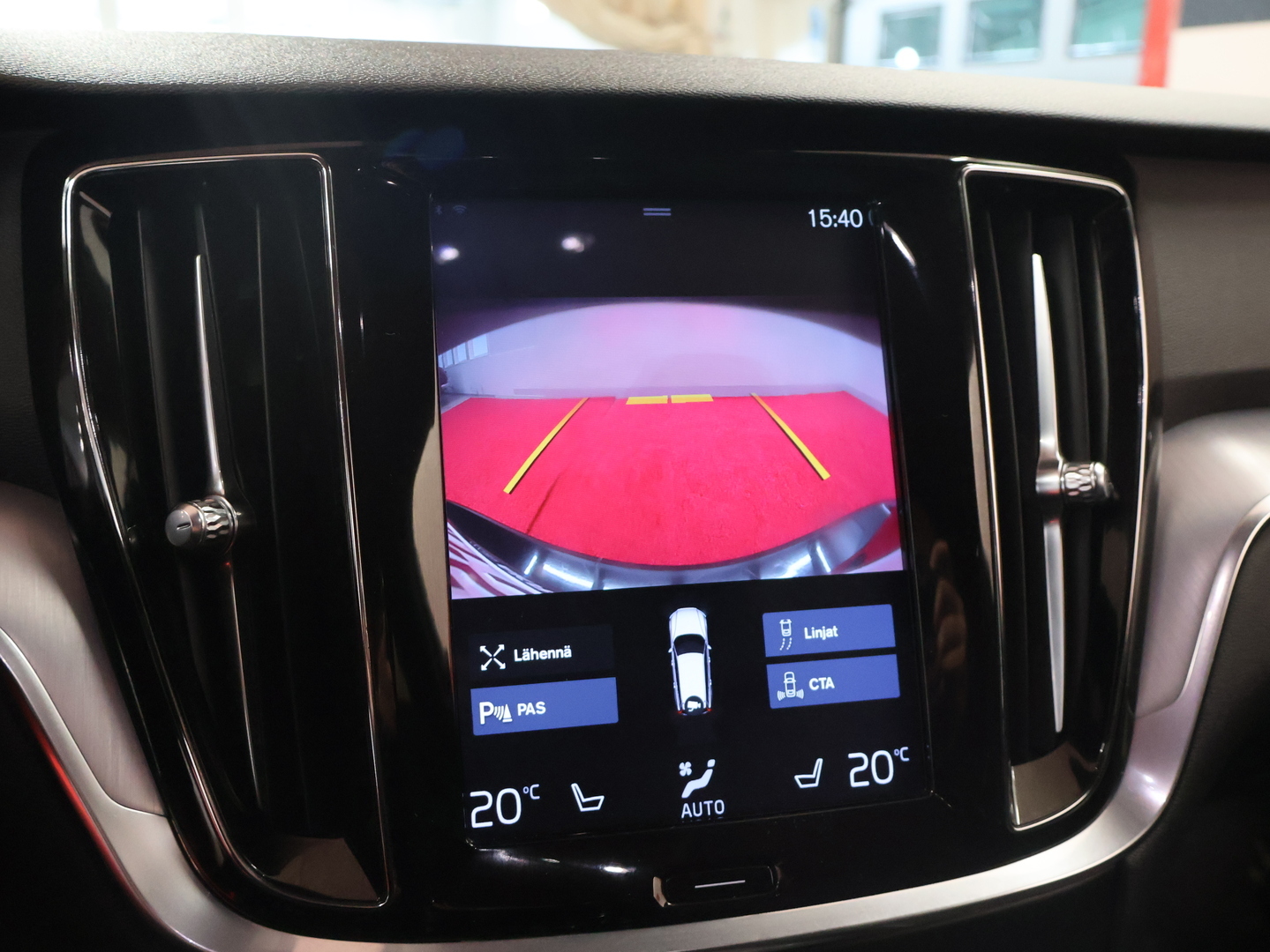 VOLVO V60 2019