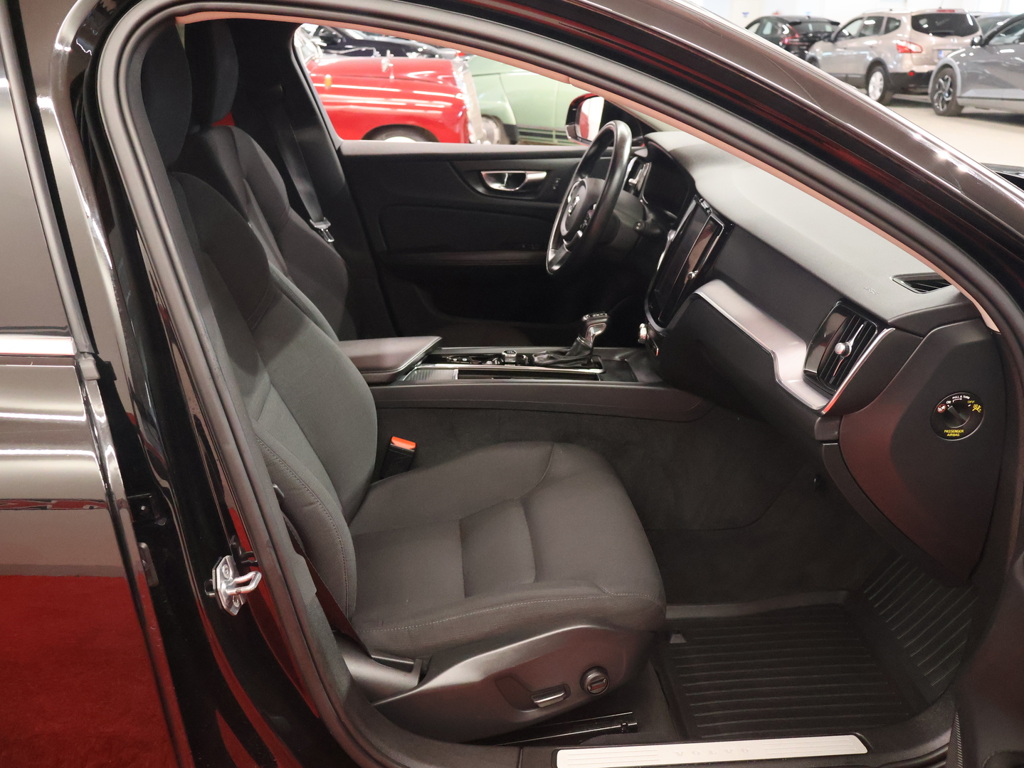 VOLVO V60 2019